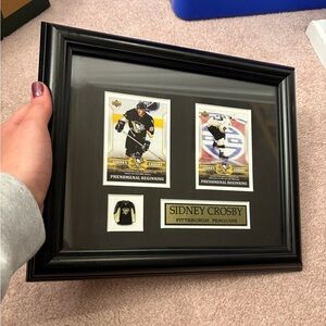 Sidney Crosby Framed Card and Pin Set